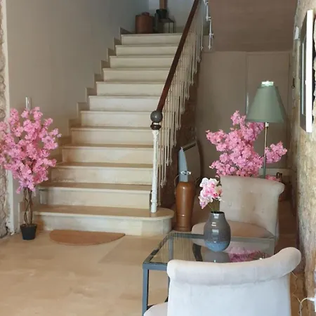 Mas Provençal, Piscine Privée, Uzès Casa de Férias *